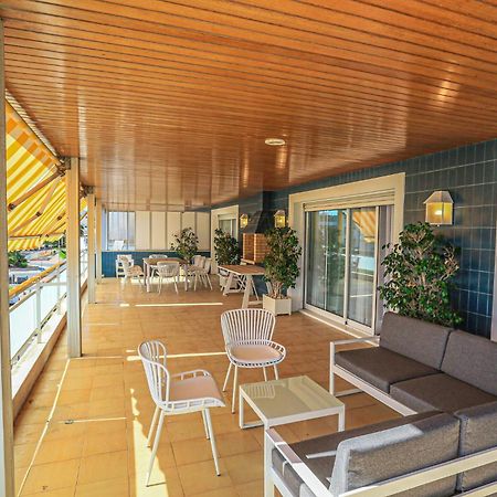 Aquarium - Only Families Apartment Кембрилс Екстериор снимка